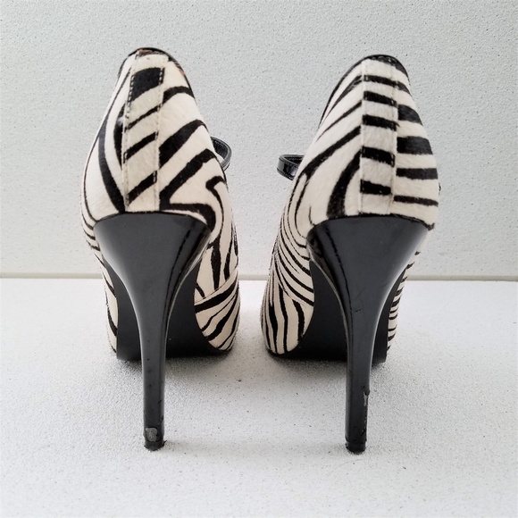 STEVE MADDEN Black & White Zebra Striped Platforms - Picture 6 of 8